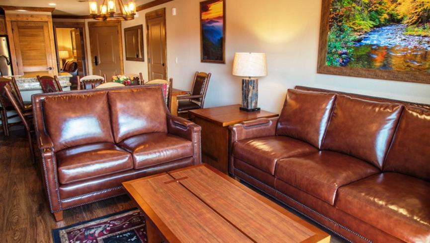 Deluxe Room In Westgate Resorts July 4Th Week แกตลิงเบิร์ก ภายนอก รูปภาพ